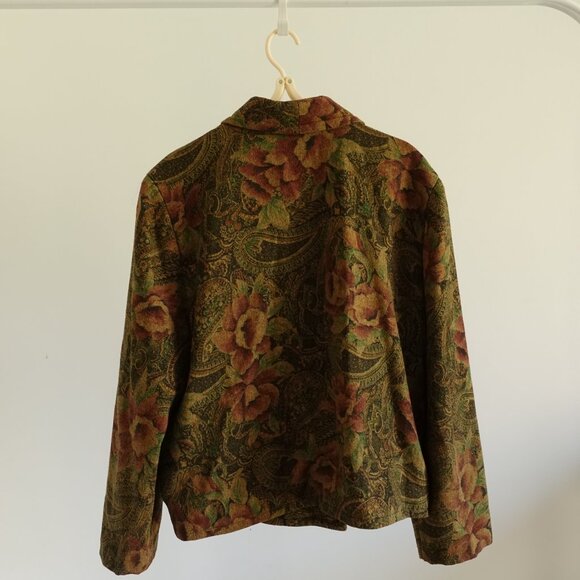Vintage Floral Tapestry Jacket with Belt - Size 10 by Relance Made in Canada - Picture 3 of 7